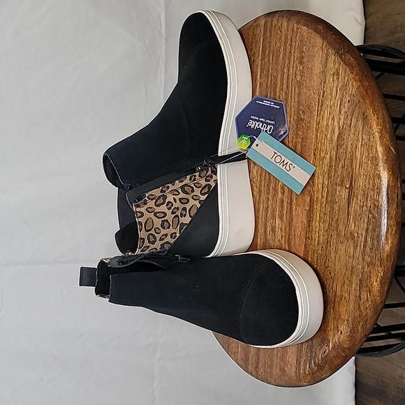 NWT TOMS Jamie Wedge Sneaker - Picture 11 of 13